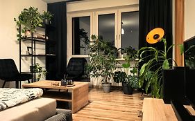 Apartcraft 27Th Room